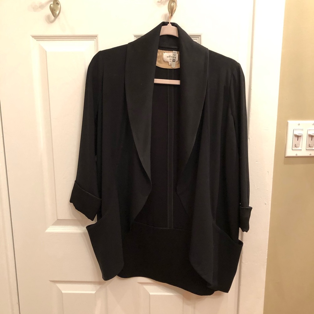 Aritzia Wilfred Chevalier Tuxedo Jacket Black 2